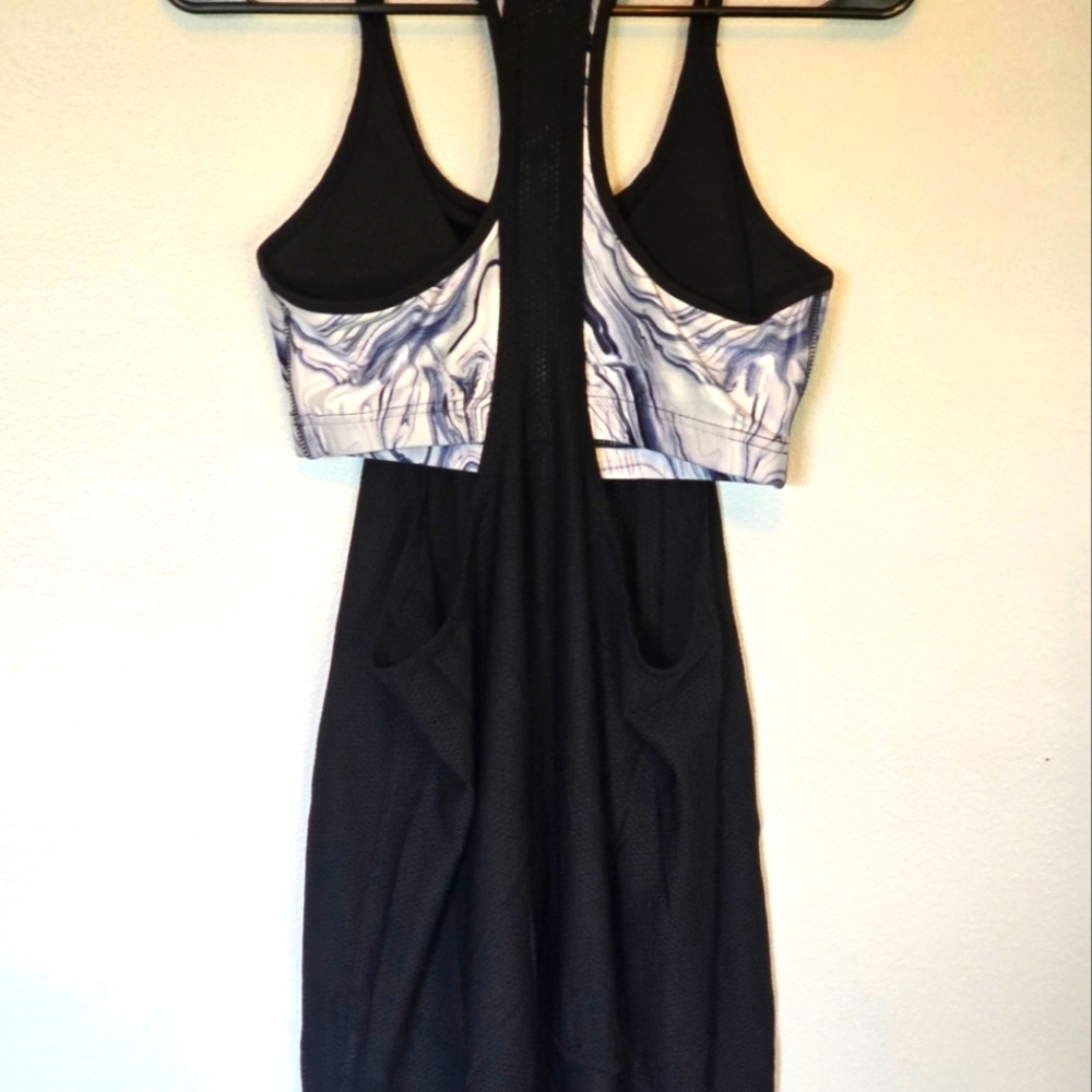 Fitwear New Zealand Tank with Built In Sports Bra - Picture 3 of 6